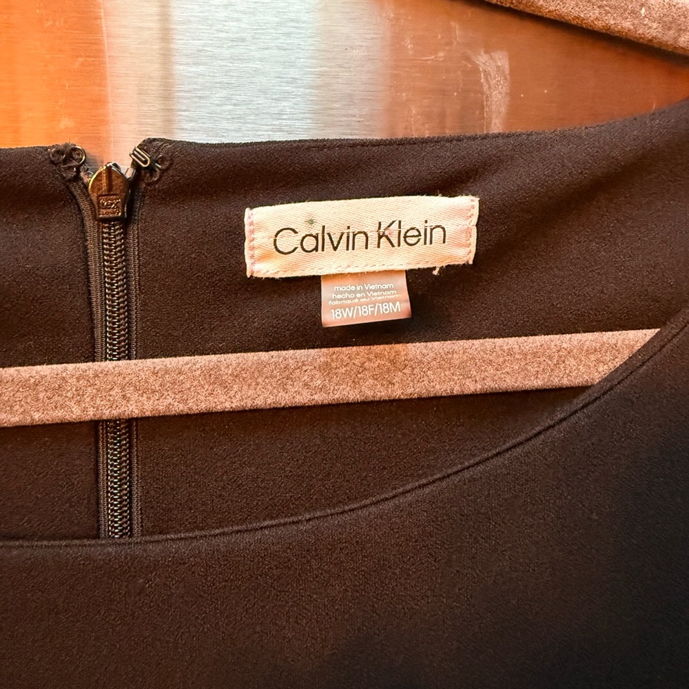 Calvin Klein Elegant Black Dress